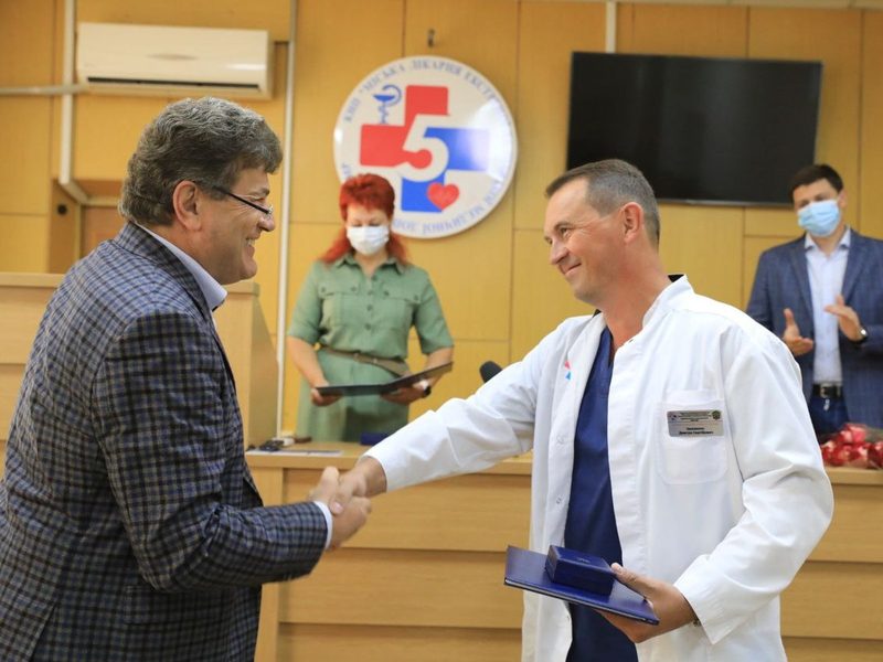 Award presented by the mayor of Zaporizhzhia