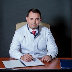 Івахненко Дмитро Сергійович, спінальний нейрохірург